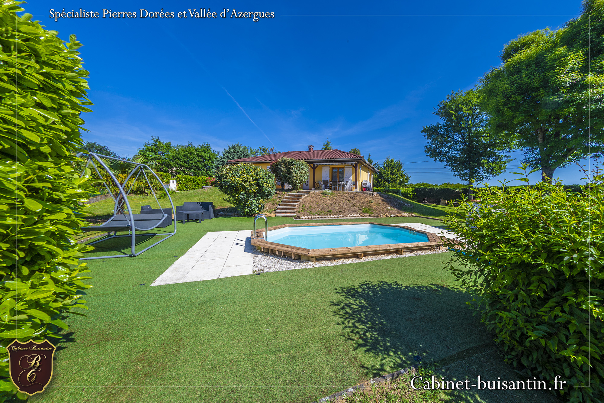 Maison familiale, jardin et piscine