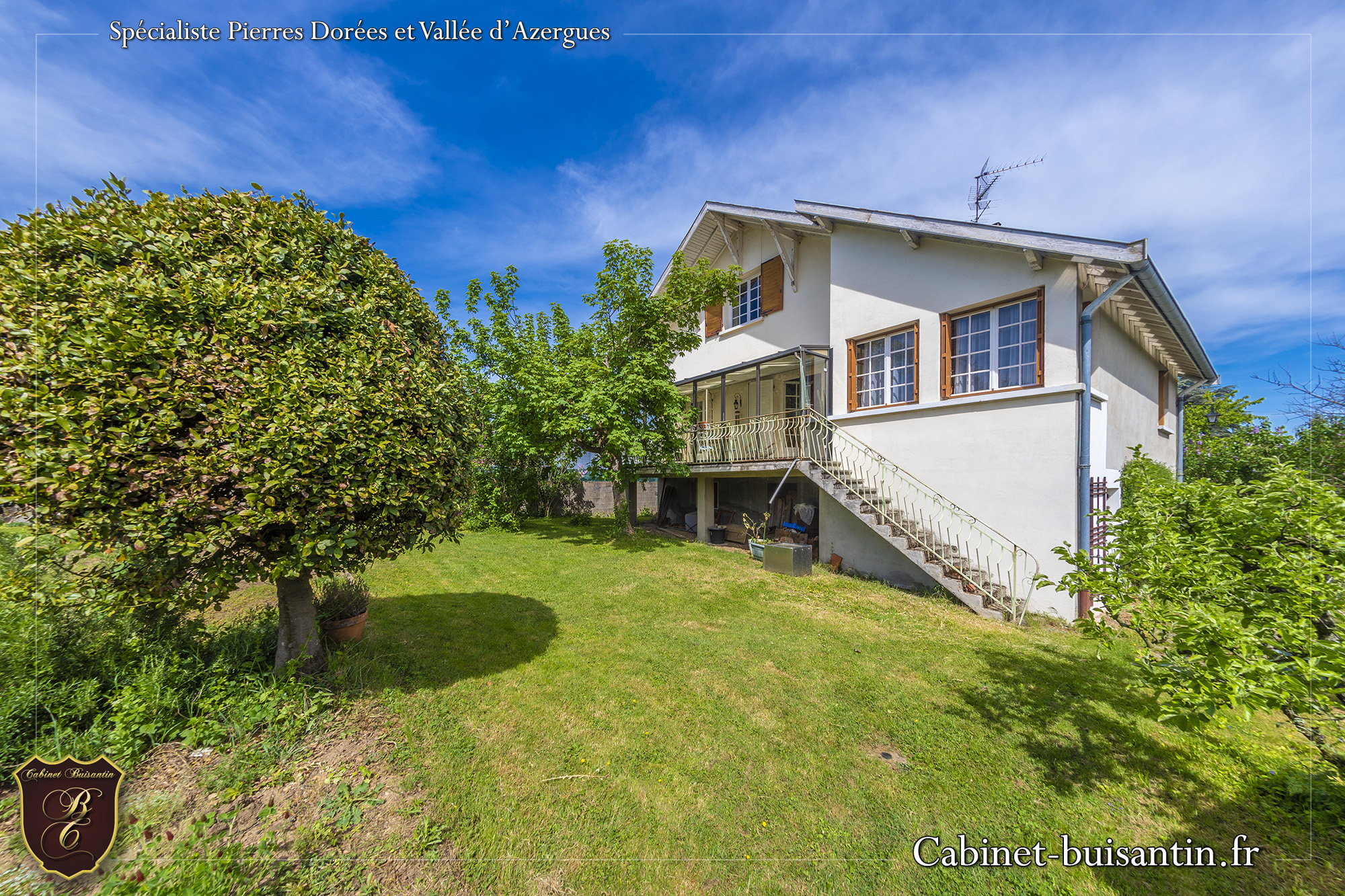Jolie maison de ville de 145 m2 au coeur d'un grand jardin