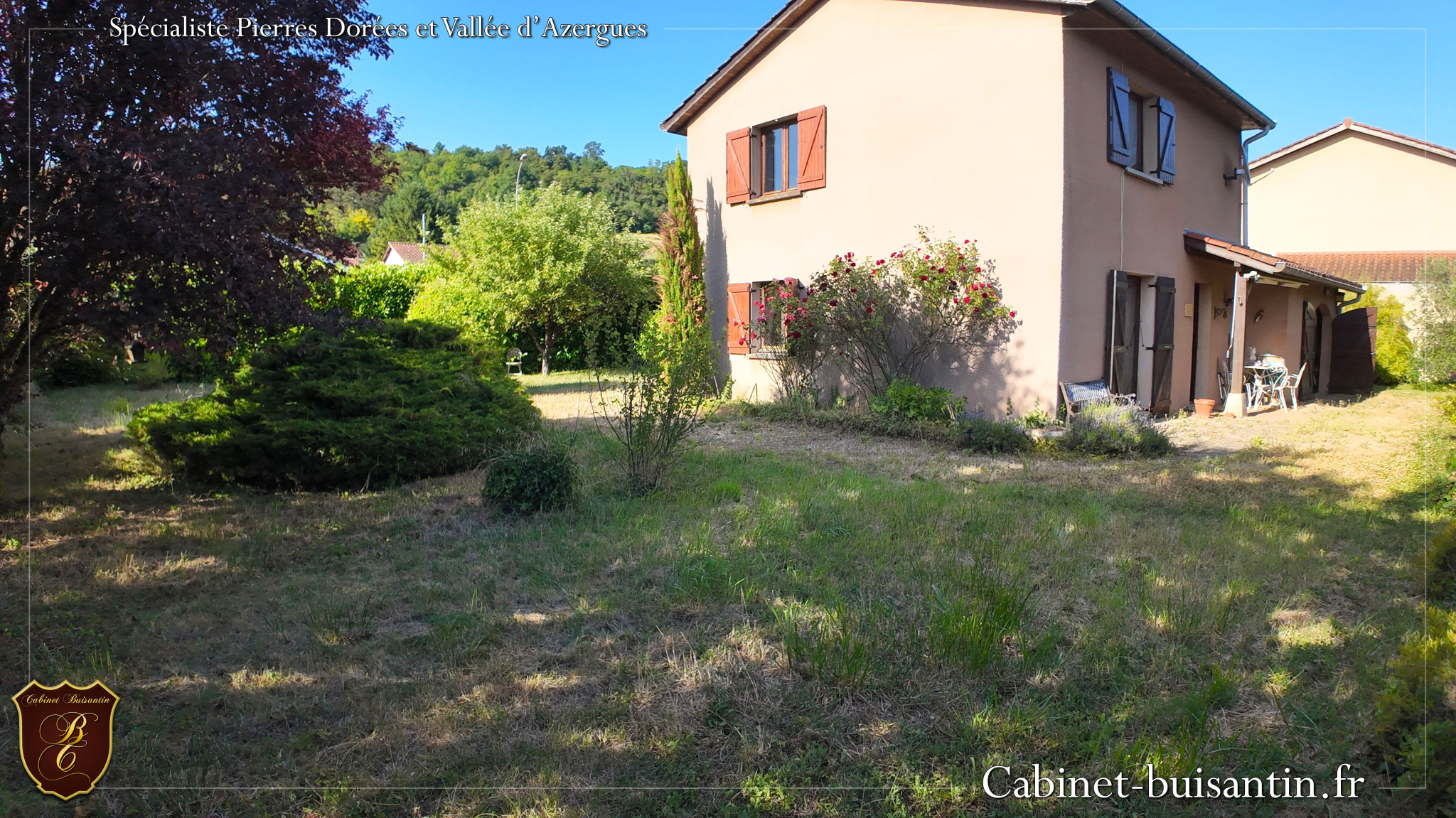 Villa avec terrain au coeur du village